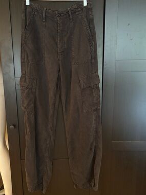 MOTHER Womens The Private Cargo  sneak faded black wash